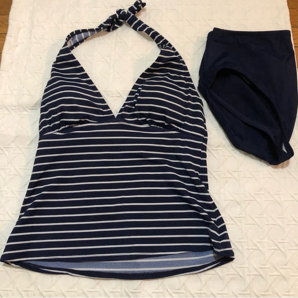 Calypso Cove Halter Tankini Swimsuit. Sz 8